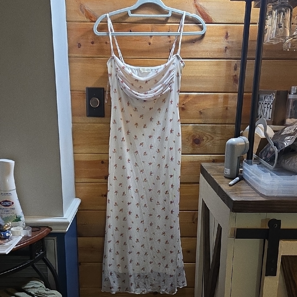 See You Monday Floral Chemise in Cream and Pink Med 0161